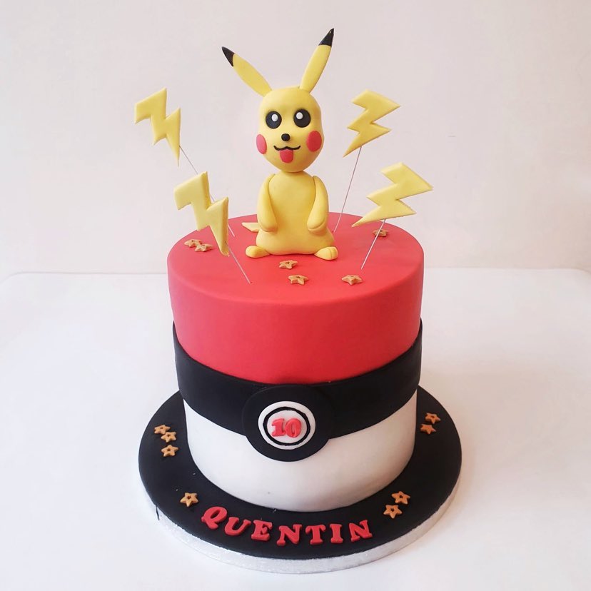 Layer Cake Thème Pokémon/Pikachu (à partir de 15 parts)